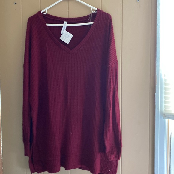 Large size ladies maroon long sweater - Picture 1 of 6